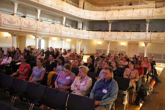 Bild ins Publikum bei OPK vor Ort in Erfurt
